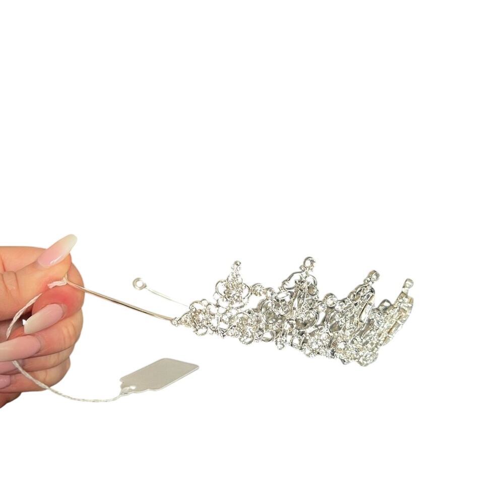 EN VOGUE BRIDAL Rhinestone Tiara T2006 Rhodium Plated Wedding Crown - Picture 6 of 6